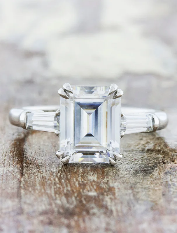 Lucille - Moissanite