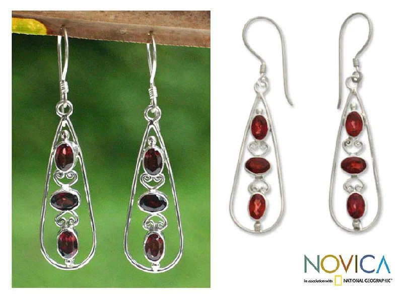 Garnet Earrings 'Scarlet Dewdrops' (Indonesia)